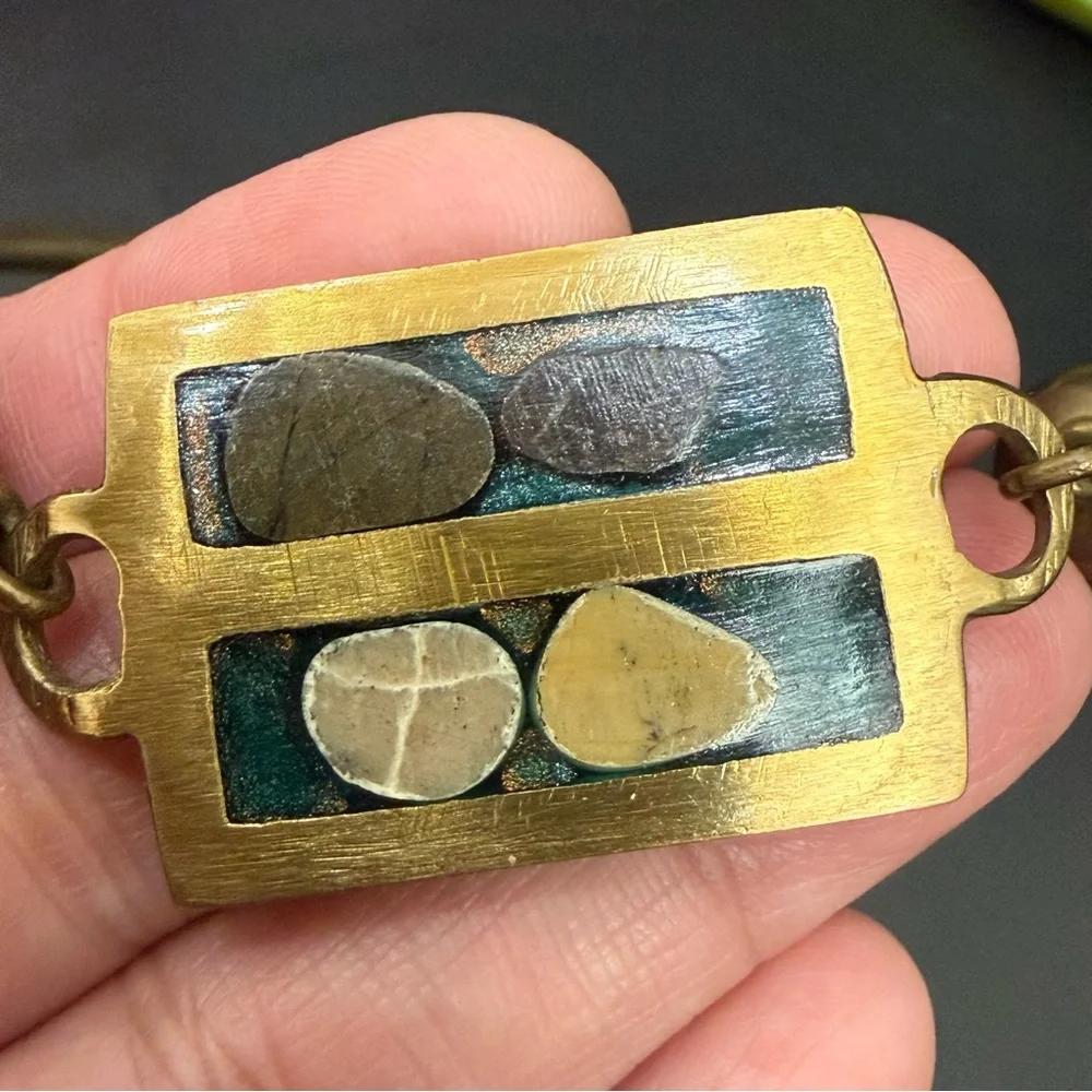 Vintage Brutalist Modernist Stone Inlay Brass Collar Choker Necklace - Picture 9 of 12